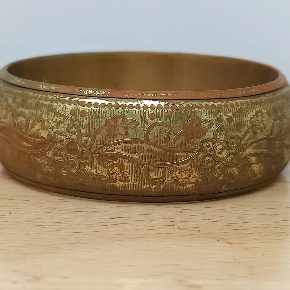 Vintage Boho Bangle Bracelet Stack – Curated 5-Piece Estate Jewelry Lot